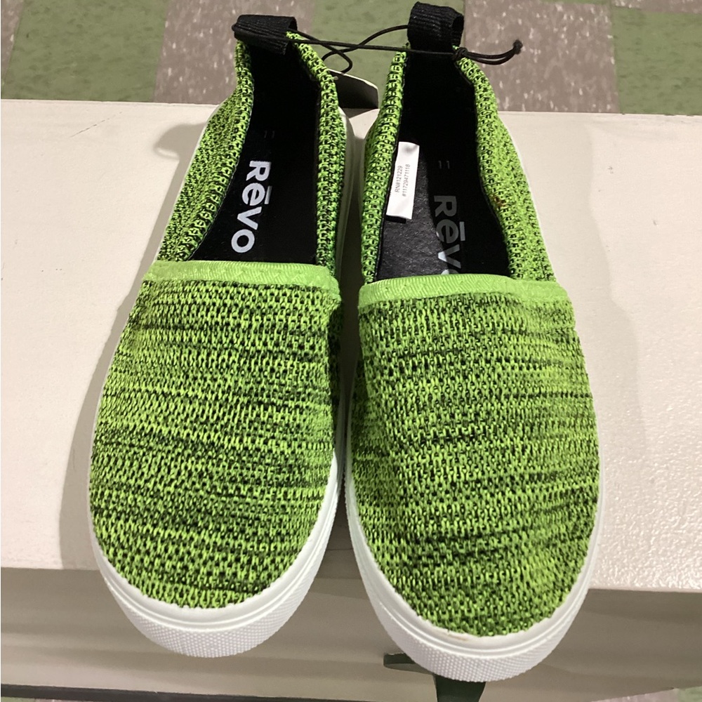 REVO Girls Slip on Sneakers Size: 11